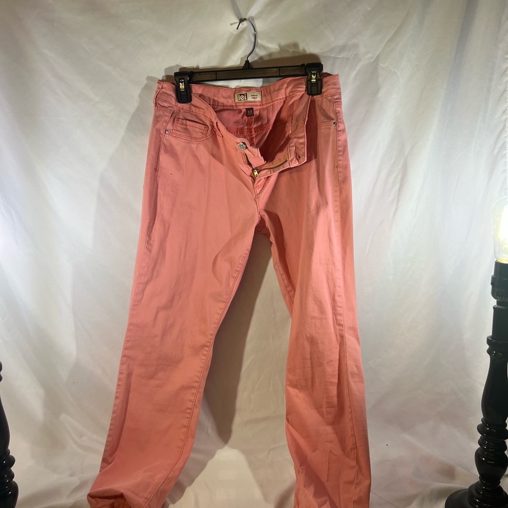 LEI Women's Coral Straight Leg Jeans - Picture 1 of 3